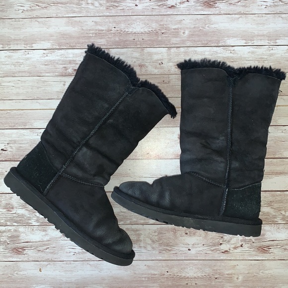 Ugg Australia Black Button Closure Boots - Picture 2 of 7